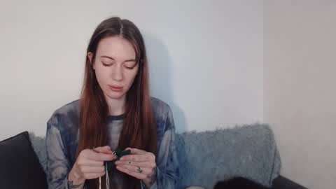 Snapshot of demiamour chatting on October 30, 5:53 am Demi. not your babybabebb and other shit online show from October 30, 5:53 am