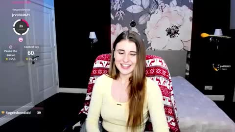 Snapshot of demmyrose chatting on February 17, 8:26 pm DemmyRose online show from February 17, 8:26 pm