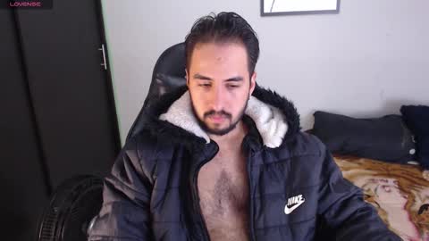 Snapshot of demon_salvatoree chatting on September 28, 11:10 pm Demon Salvatore online show from September 28, 11:10 pm