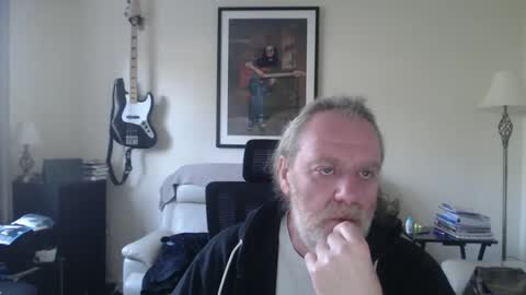 Snapshot of demonseed071 chatting on March 3, 10:54 am demonseed071 online show from March 3, 10:54 am