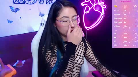 Snapshot of demyanderson_ chatting on February 21, 3:12 am Demy online show from February 21, 3:12 am