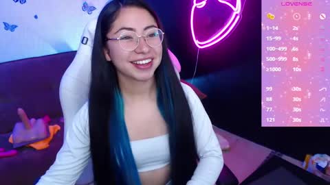 Snapshot of demyanderson_ chatting on March 11, 12:33 am Demy online show from March 11, 12:33 am