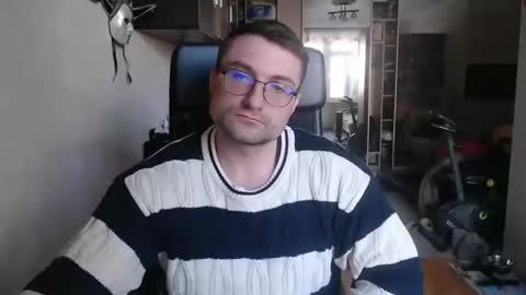 Den online show from February 27, 9:11 am