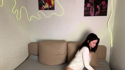 Snapshot of deneengamberg chatting on February 25, 8:13 am Kate online show from February 25, 8:13 am