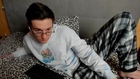 Deni online show from March 31, 7:14 pm