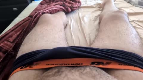 Snapshot of denis647 chatting on January 24, 1:57 pm LilRoach online show from January 24, 1:57 pm