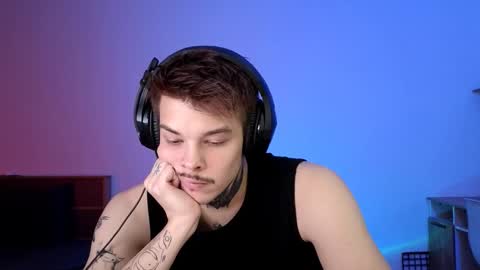 Denis online show from November 24, 6:40 pm