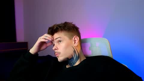 Denis online show from February 14, 4:59 pm