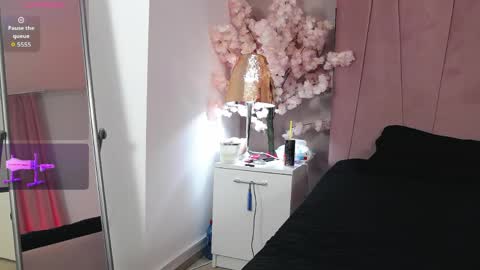 Snapshot of denisesun chatting on May 29, 6:28 pm DeniseSun online show from May 29, 6:28 pm