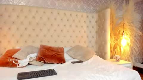 denisewasley online show from July 26, 10:44 am