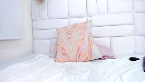 Denisse Khan online show from March 14, 5:24 am