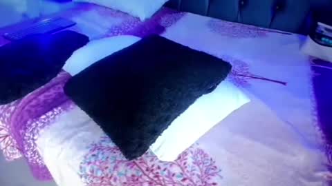 denisse_logan online show from December 3, 3:21 pm