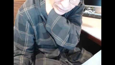 Den  Jet online show from January 25, 10:29 am