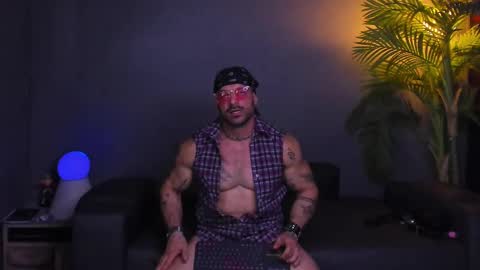 dennis_cox_ online show from November 24, 2:39 pm