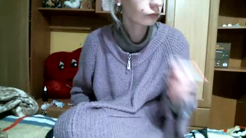 Snapshot of dennisxcarol chatting on January 5, 9:47 pm DennisXCarol online show from January 5, 9:47 pm