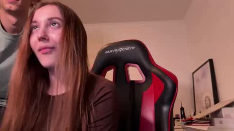 Snapshot of denobluora chatting on October 17, 5:15 pm Jasper   online show from October 17, 5:15 pm