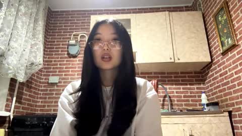 Snapshot of denysebernacchi chatting on October 3, 1:08 pm Emma online show from October 3, 1:08 pm