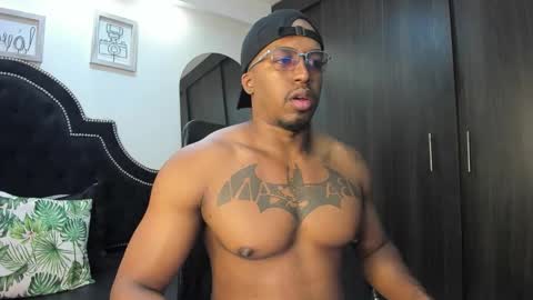 denzelrios online show from November 8, 7:23 pm