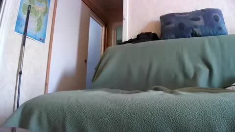 Snapshot of dereck59 chatting on October 6, 11:07 am dereck59 online show from October 6, 11:07 am