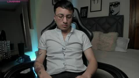 Snapshot of dereck_klain chatting on May 28, 9:34 pm dereck_klain online show from May 28, 9:34 pm