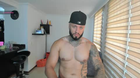 dereckgreen online show from April 18, 6:23 pm