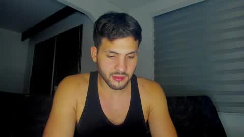 dereckhardd online show from May 6, 11:43 pm
