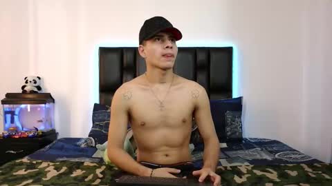 DEREEK online show from March 2, 3:41 am