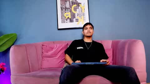 Derek online show from January 15, 9:18 pm