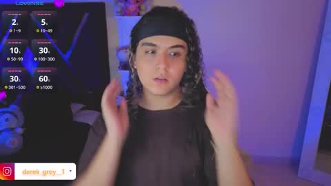 Snapshot of derek_greyy_ chatting on March 11, 8:59 pm derek grey online show from March 11, 8:59 pm