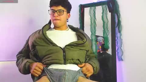 Derek online show from January 6, 7:06 pm