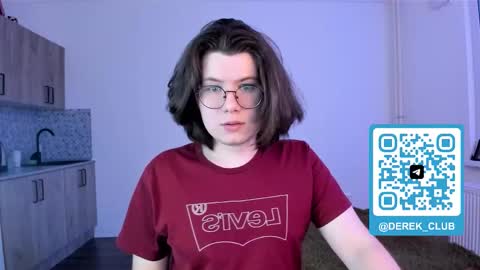 Derek online show from March 6, 3:41 pm