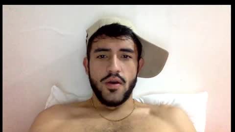 Snapshot of derek_smiith chatting on January 20, 9:56 am Derek smiith online show from January 20, 9:56 am