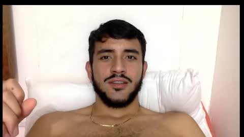 Snapshot of derek_smiith chatting on January 20, 8:07 pm Derek smiith online show from January 20, 8:07 pm