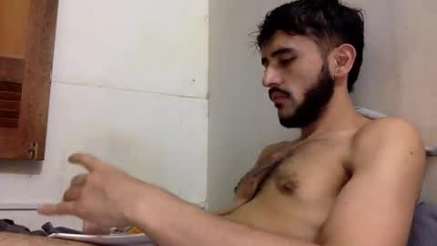 Snapshot of derek_smiith chatting on September 9, 12:59 pm Derek smiith online show from September 9, 12:59 pm