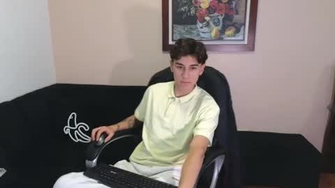 Derek online show from May 28, 12:52 am