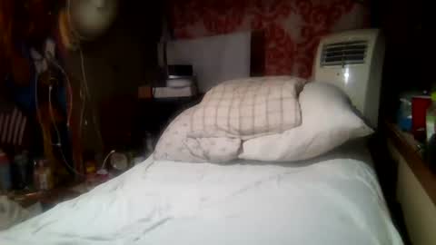 Snapshot of derick1961 chatting on June 20, 4:37 am derick1961 online show from June 20, 4:37 am