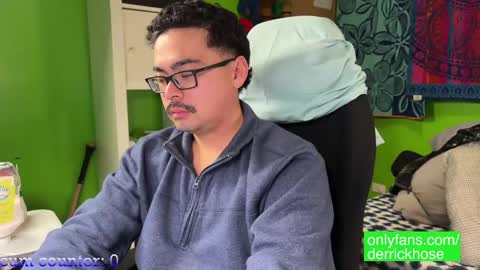 Derrick Hose online show from January 11, 5:41 am