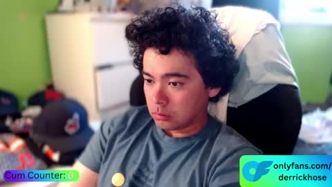 Derrick Hose online show from April 19, 8:11 pm