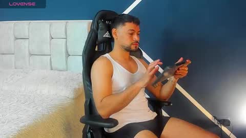 DerryBigger CM online show from March 7, 2:12 pm