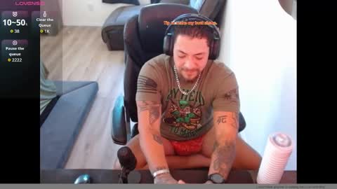 Snapshot of desertadventurer25 chatting on October 2, 6:48 pm desertadventurer25 online show from October 2, 6:48 pm