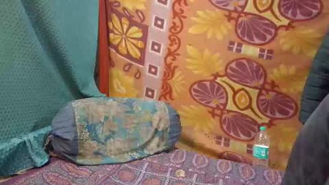 desi_boy799417 online show from February 12, 7:47 am