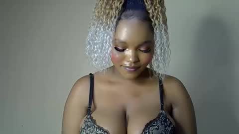 desiredahlia33 online show from February 17, 9:32 pm