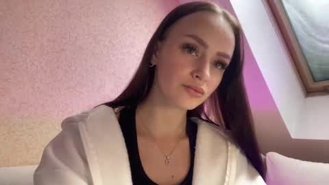 desiree_perhaps online show from February 28, 10:27 am