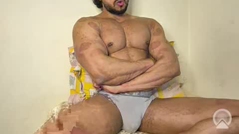 Snapshot of desiwolf_alex chatting on October 19, 11:38 pm Alex online show from October 19, 11:38 pm