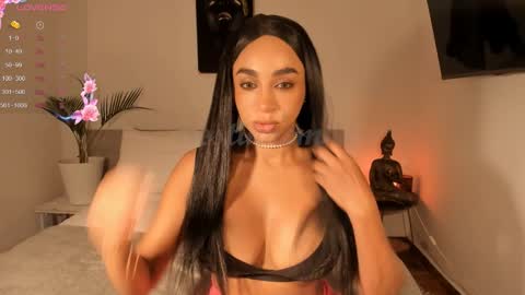 Destinne Mill online show from November 29, 10:29 am