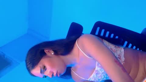 Snapshot of destinyrosexxx chatting on January 13, 2:00 pm Chelsea online show from January 13, 2:00 pm