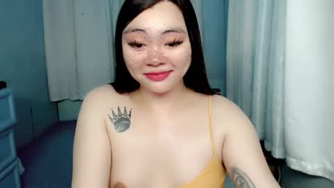 Snapshot of destinyroxie chatting on December 5, 3:39 pm ROXIE  online show from December 5, 3:39 pm