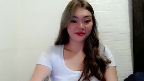 Snapshot of destinyroxie chatting on October 19, 11:55 am ROXIE  online show from October 19, 11:55 am