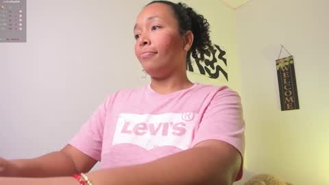 desty_y online show from October 24, 3:03 am