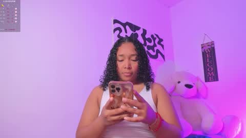 desty_y online show from January 10, 7:59 pm